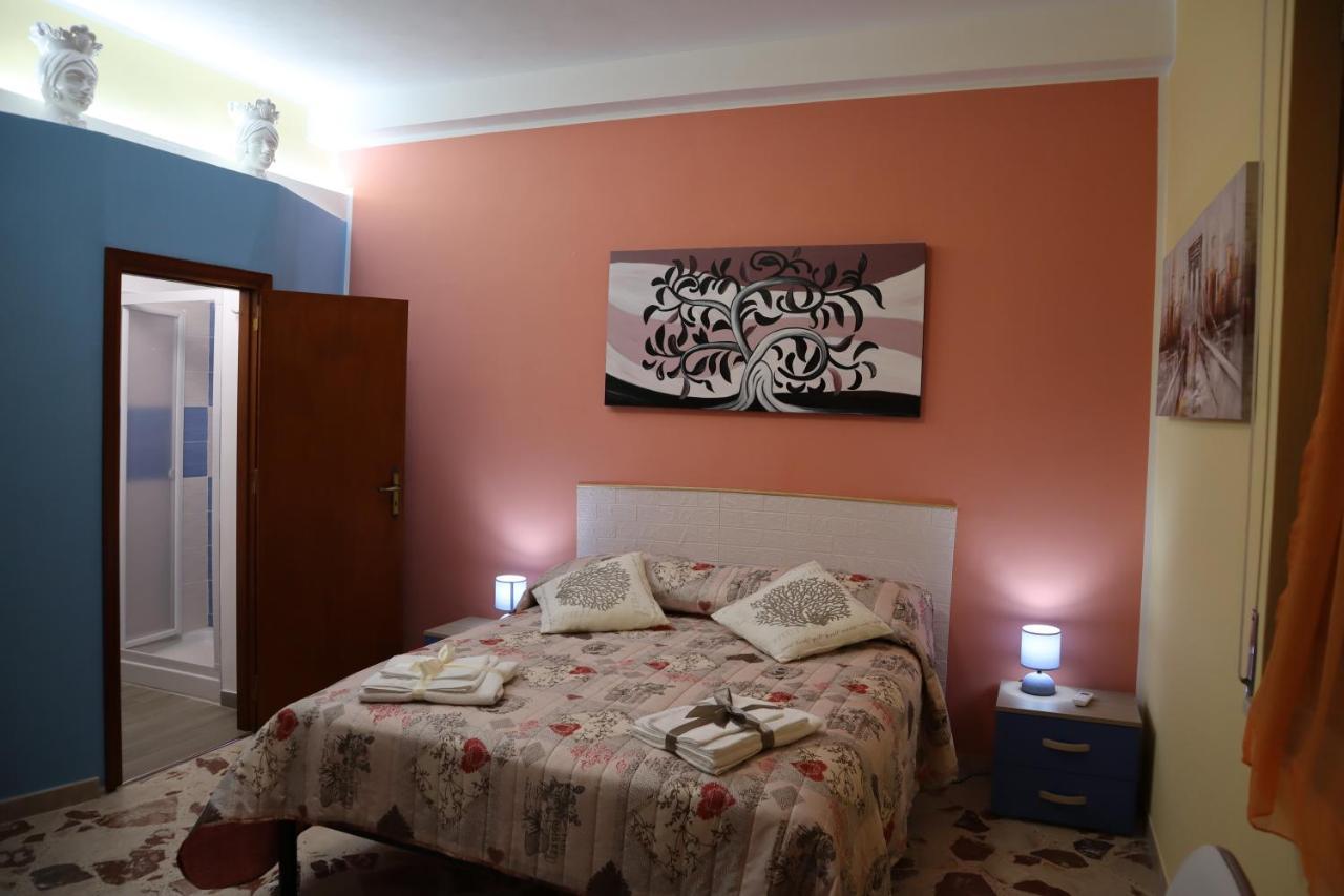 Вилла Casa Borgo Borrello San Mauro Castelverde Экстерьер фото